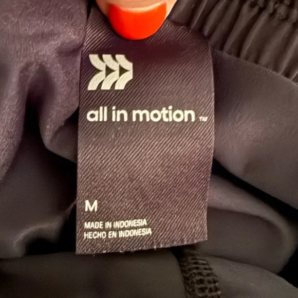 Target High Waisted Skort w/ Phone Pocket - Picture 4 of 8